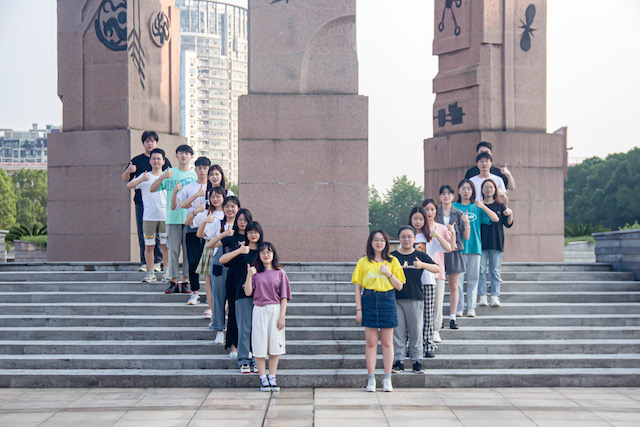 1632794304670641.jpg 13401632794240_.pic_hd.jpg